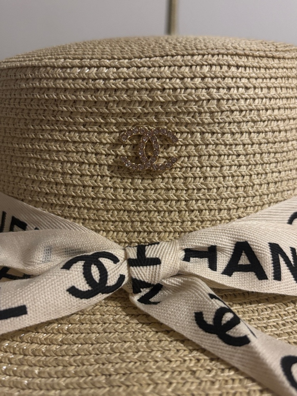 Brand hat Natural Straw Boater Hat with Logo Ribbon - Picture 3 of 4